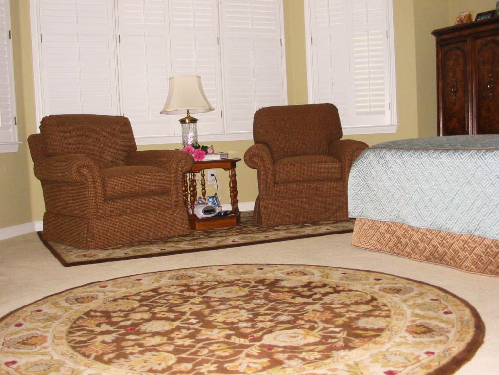 Bedroom - Seating area coordinated furniture