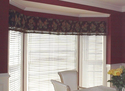 Dining Room - Tailored Box Pleat treatment w/trim