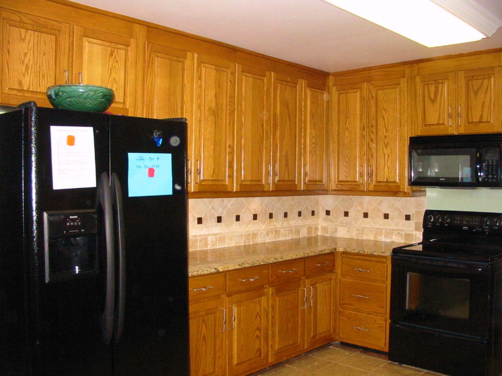 Kitchen - Renovation - Tile backsplash, hardware, granite.