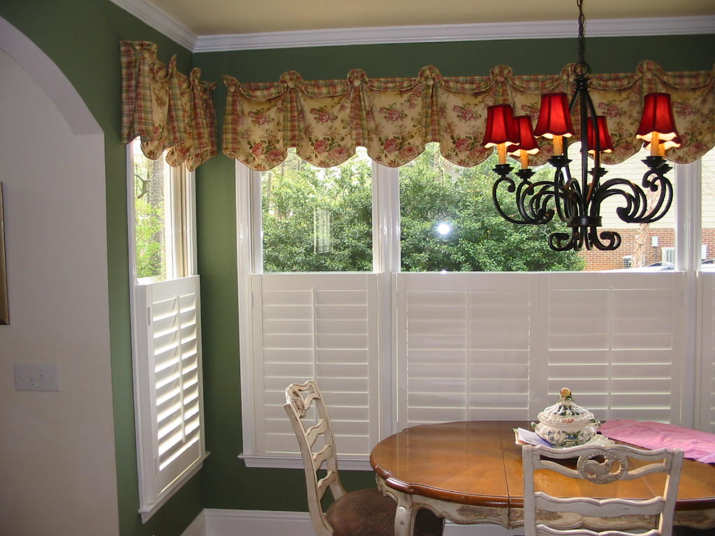 Kitchen - Beautiful top treatment, and Shutters.