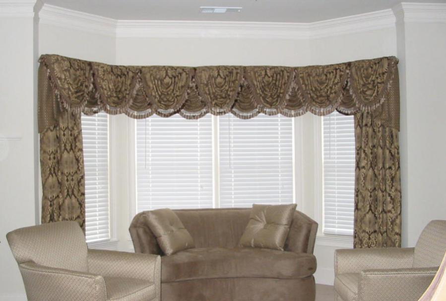 Living Room - Beautiful Window Treatments